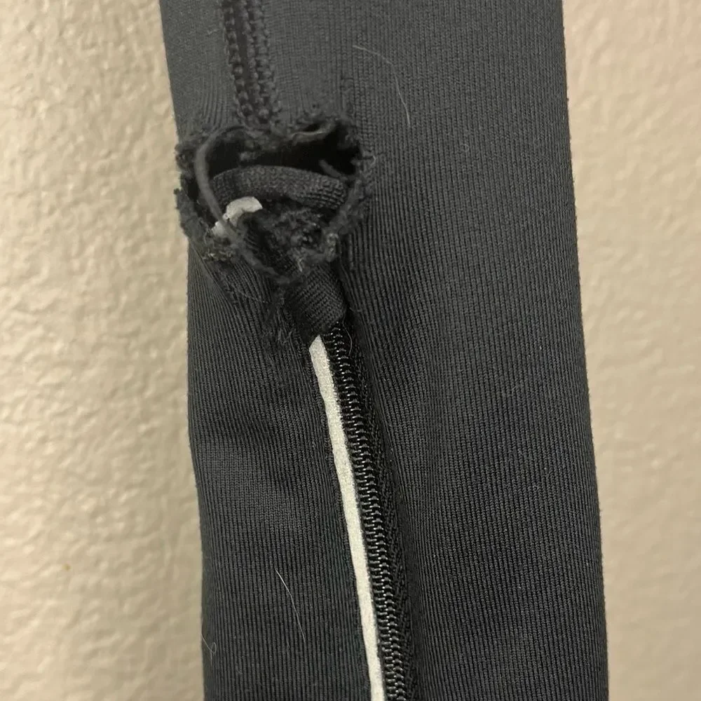 Nike Dri Fit Black Ankle Zip Leggings Size: Womens Tights - Picture 11 of 11